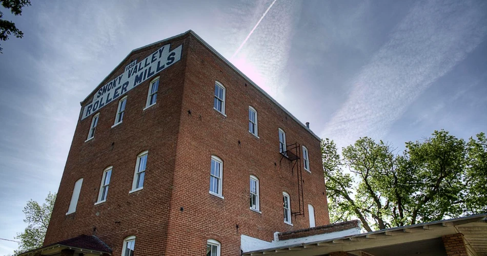 9 Cool and Unusual Things to Do in Lindsborg, Kansas