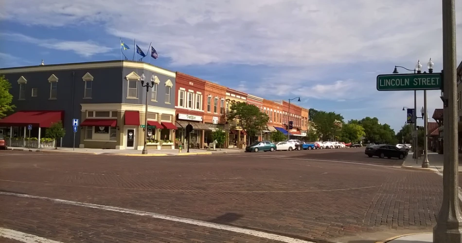 24 Hours in Lindsborg, KS