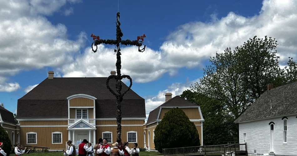 24 Hours in Lindsborg, KS